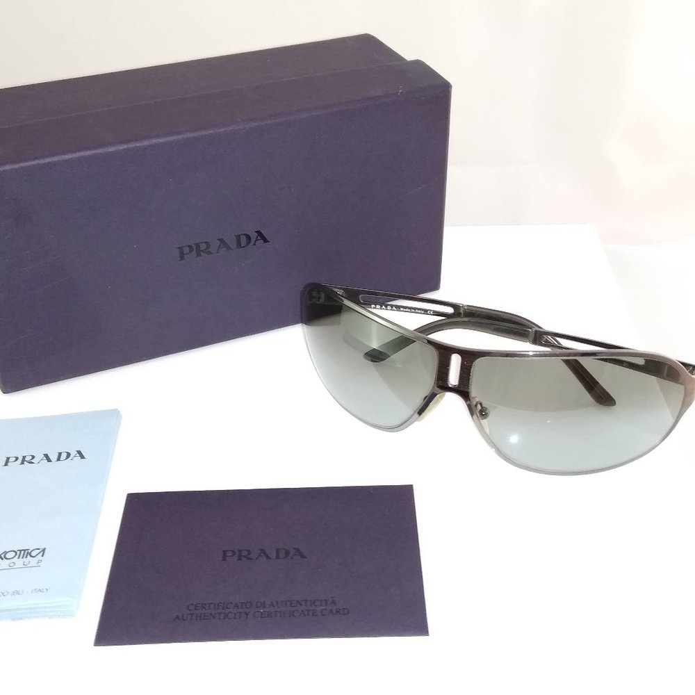 Prada Gunmetal Aviator sunglasses - Style OPR 60FS